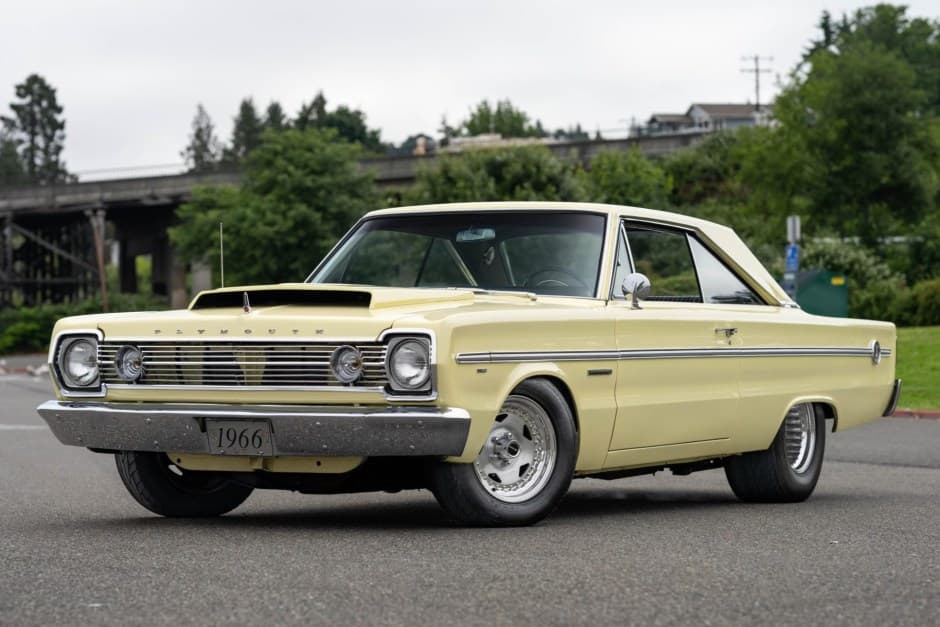 1966 Plymouth Belvedere sold for $34,250