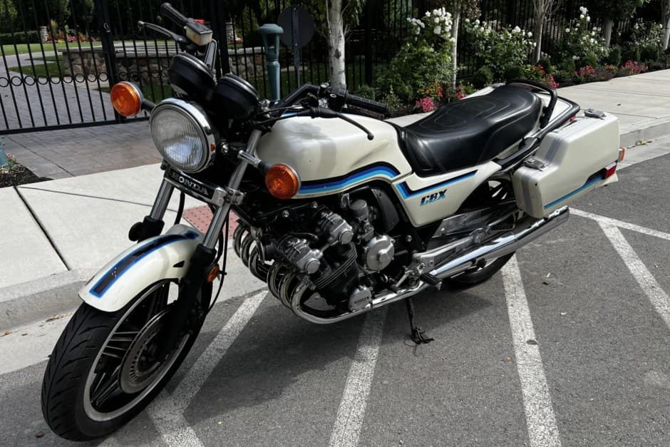 1982 Honda CBX sold for $8,118