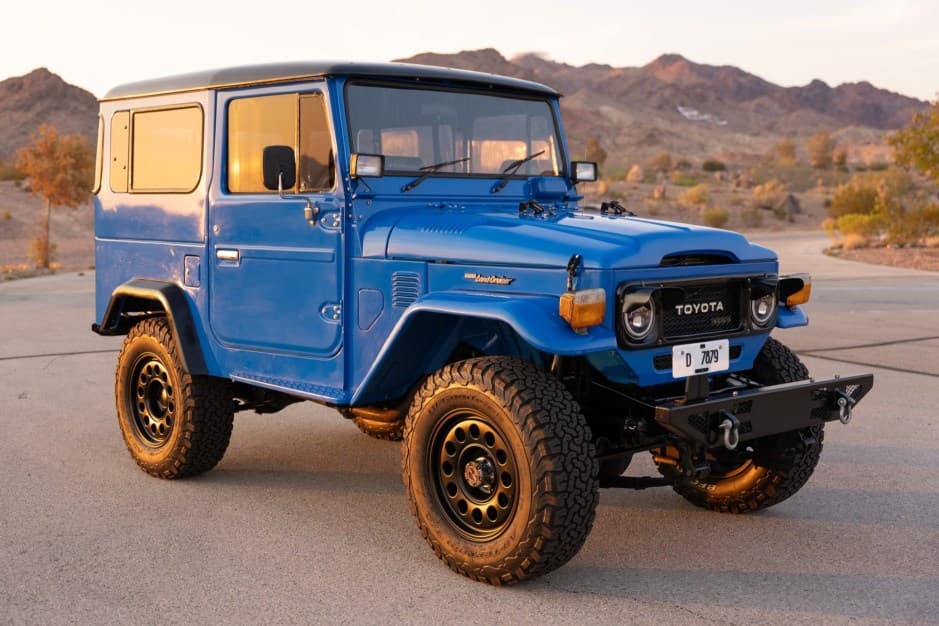 1984 Toyota Land Cruiser FJ40 sold for $25,500