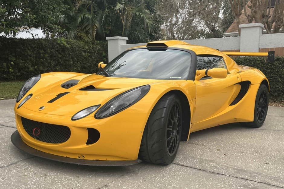 2005 Lotus Elise sold for $40,000