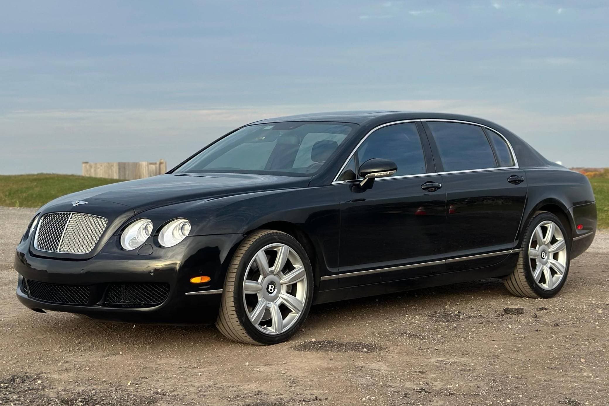 2006 Bentley Flying Spur sold for $13,700
