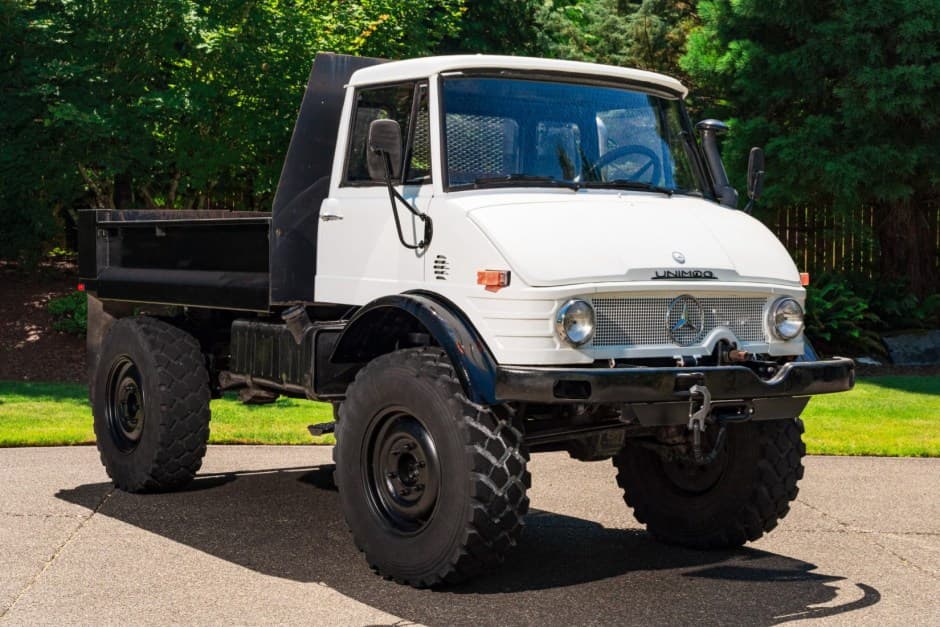 1985 Mercedes-Benz Unimog sold for $30,000