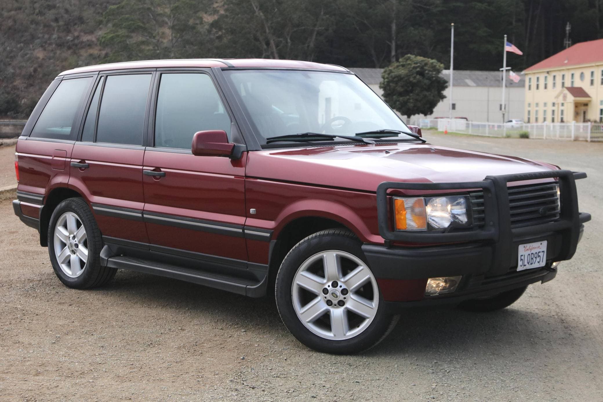 2001 Land Rover Range Rover sold for $7,100