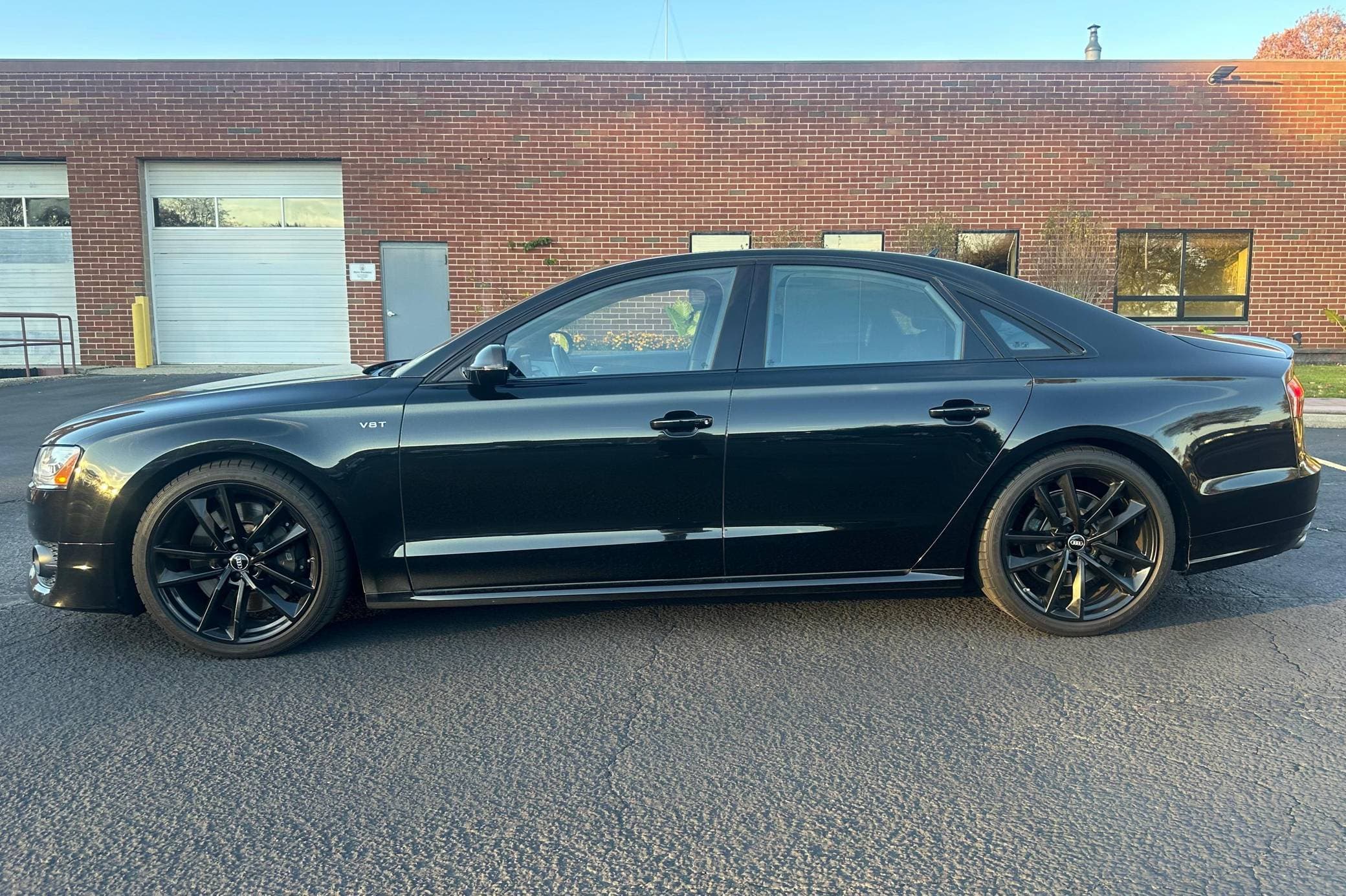 2017 Audi S8 sold for $37,000