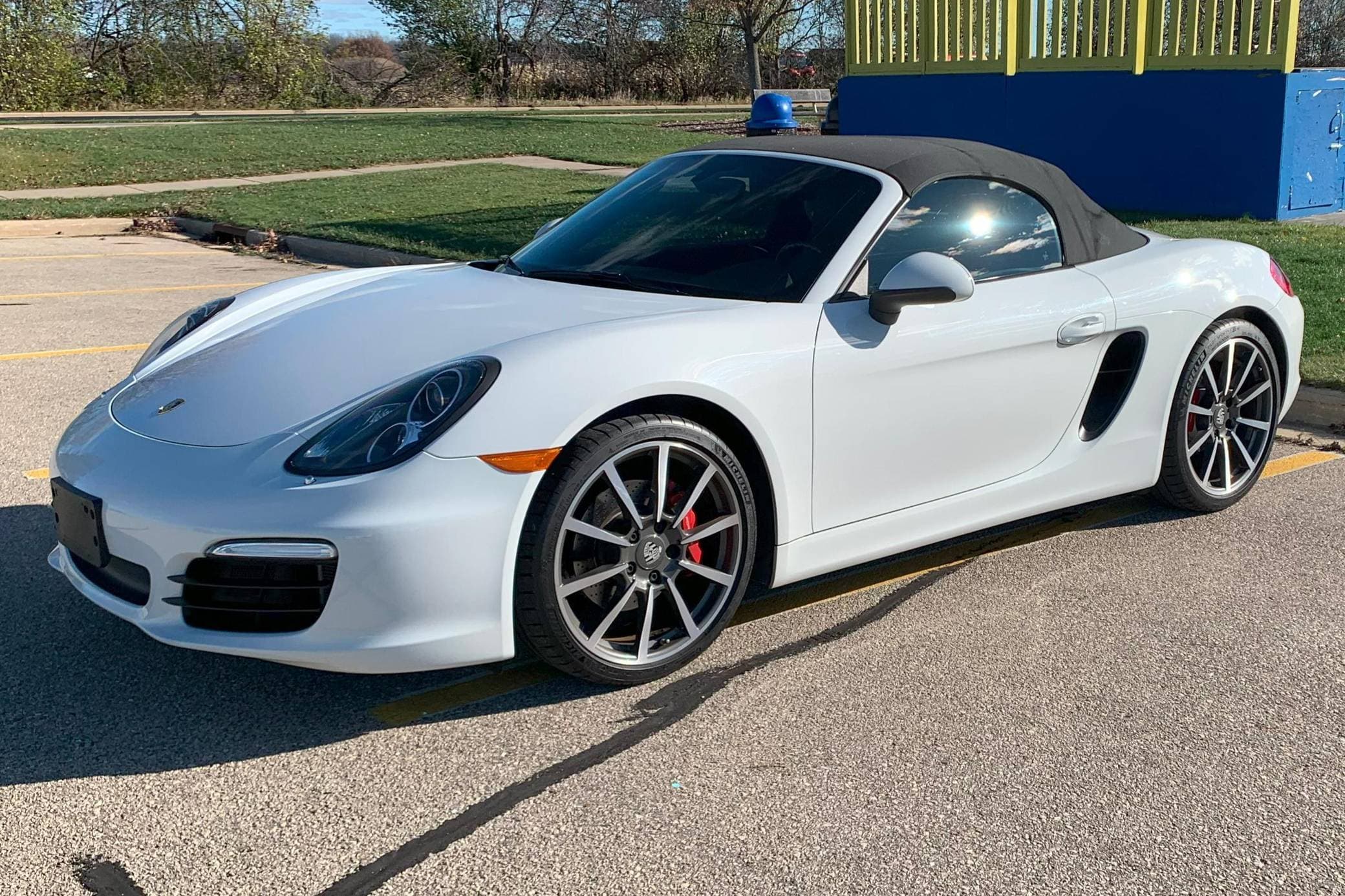 2013 Porsche 981 Boxster sold for $41,000