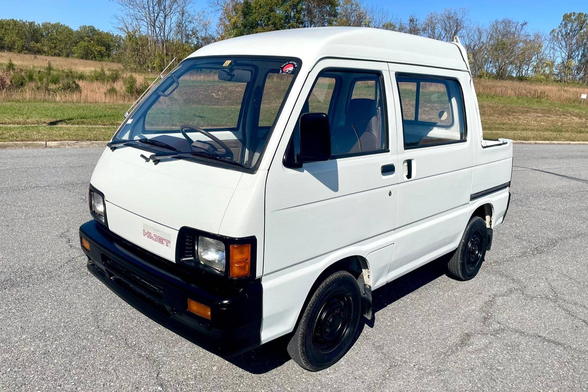 1991 Daihatsu Hijet sold for $5,745