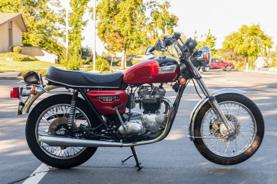 1979 Triumph Bonneville T140 sold for $4,300