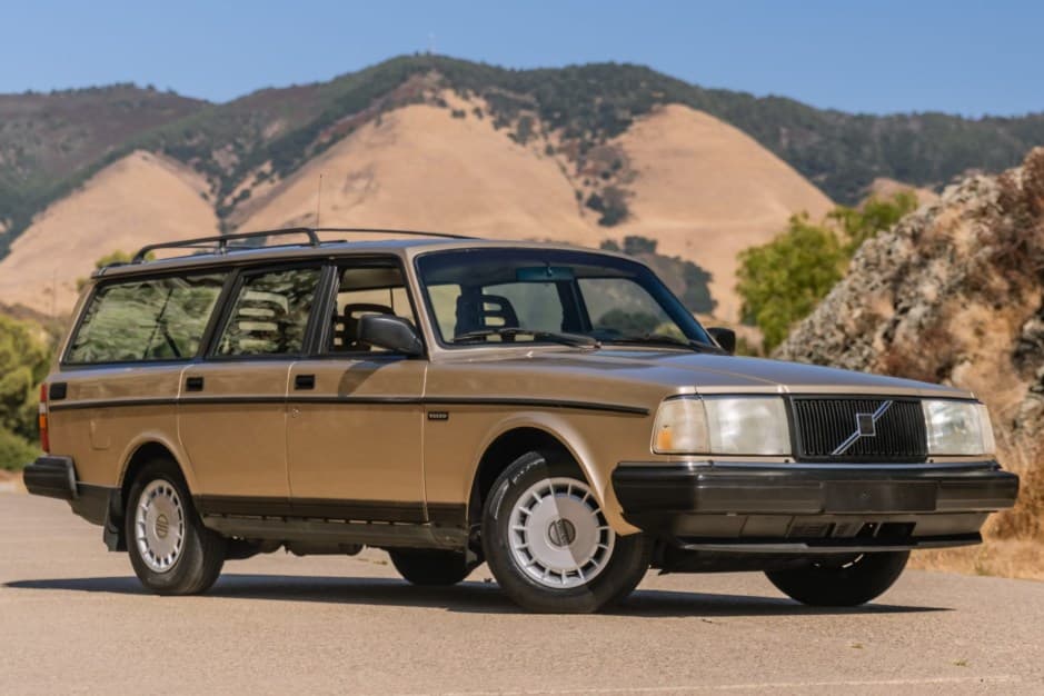 1992 Volvo 240 sold for $13,750