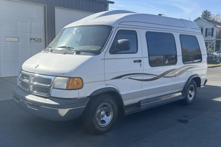 1999 Dodge Ram Van sold for $5,100