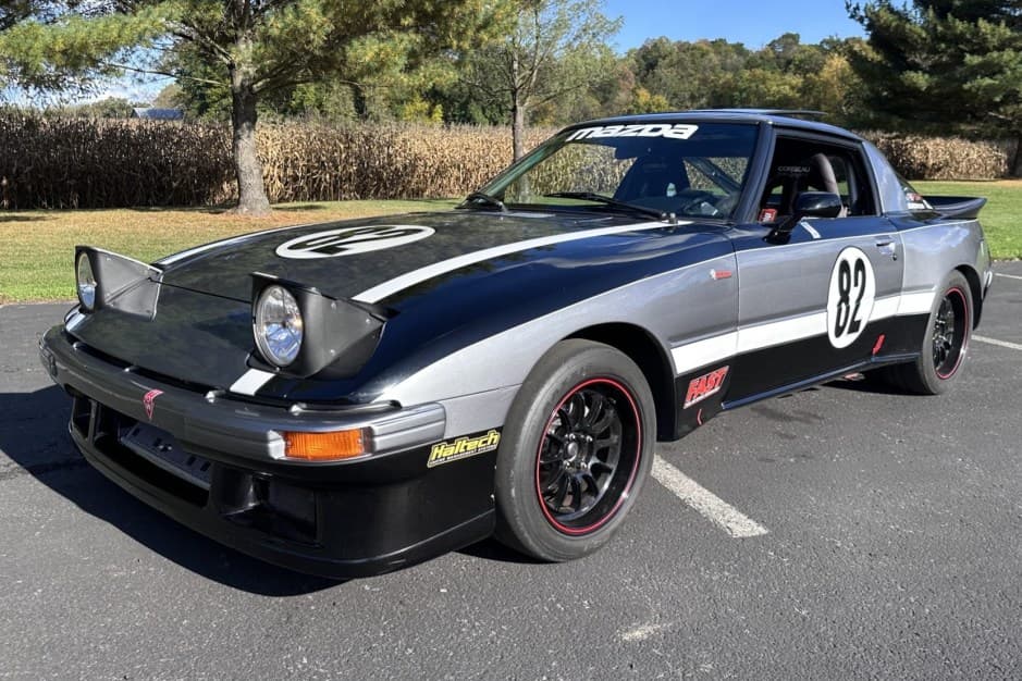1982 Mazda RX-7 FB sold for $15,000