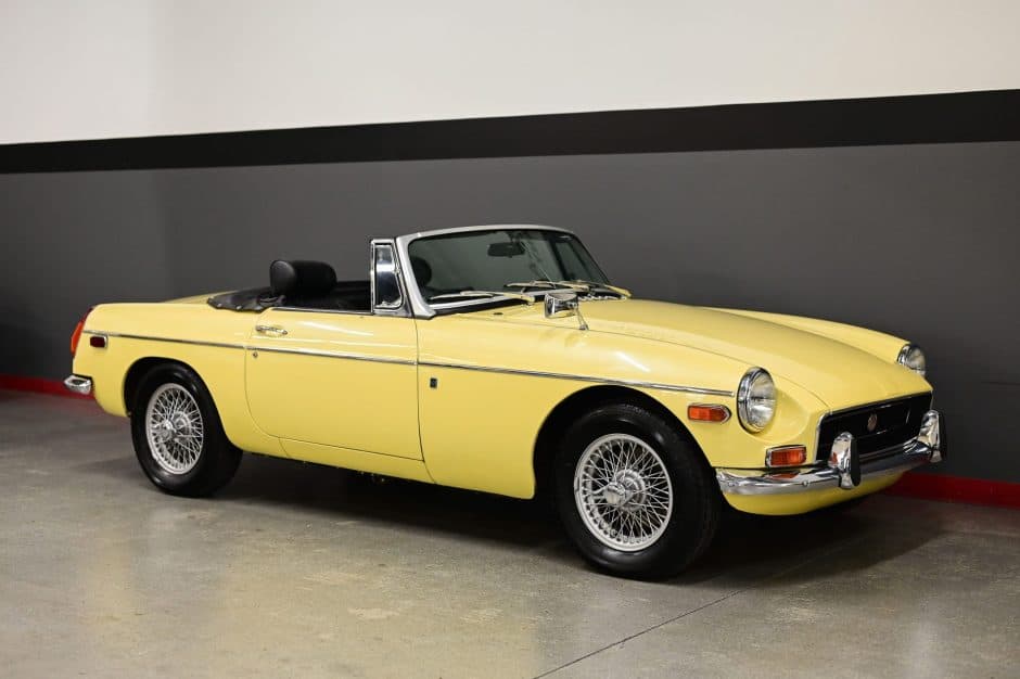 1970 MG MGB sold for $9,999