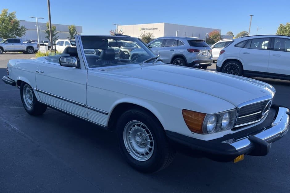1983 Mercedes-Benz R107 SL sold for $7,100