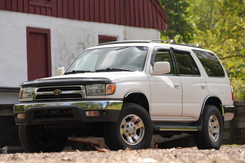 1999 Toyota 4Runner (N180) sold for $18,500