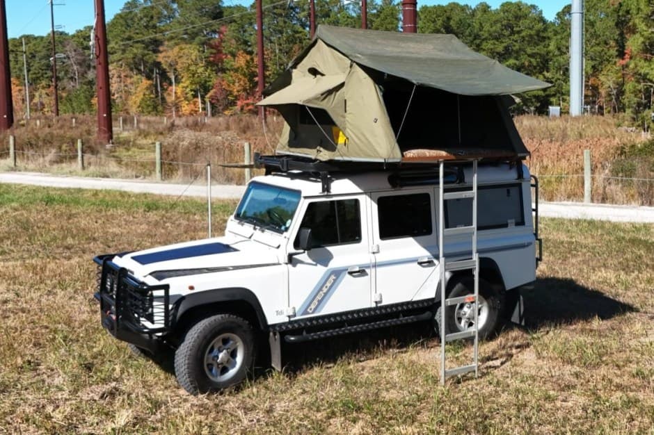 1997 Land Rover 110 / Defender 110 (Euro Spec) sold for $26,000