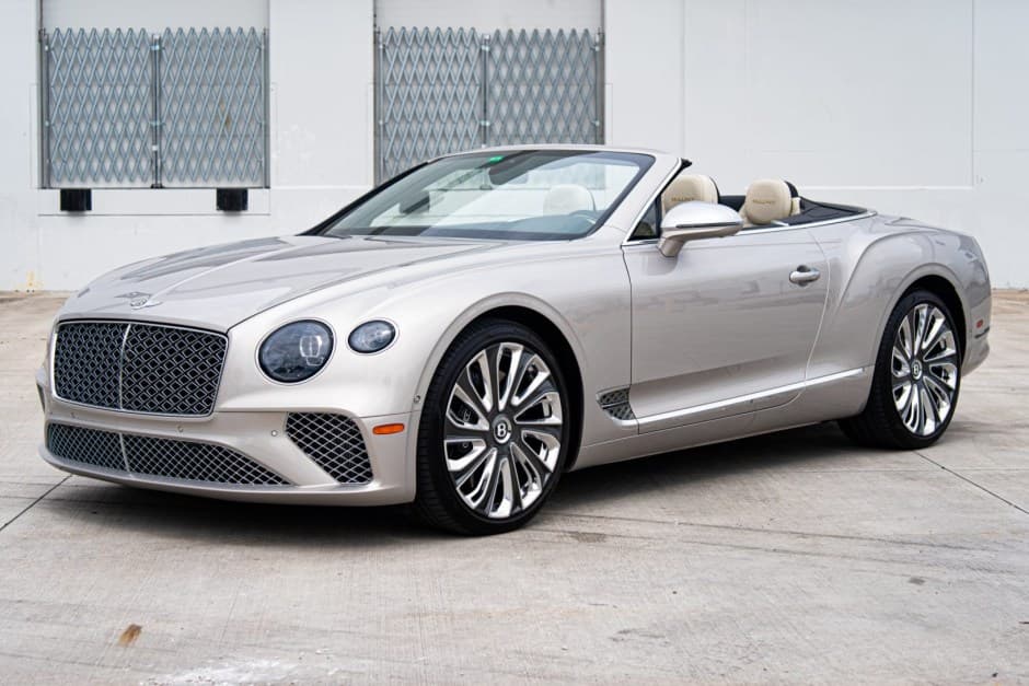 2021 Bentley Continental GT sold for $205,000