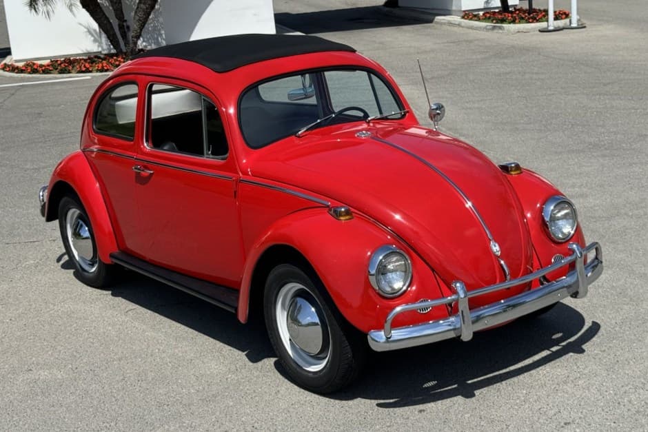 1956 Volkswagen Beetle (Oval Window) sold for $16,500