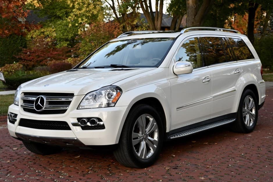 2010 Mercedes-Benz GL & GLS-Class sold for $16,750