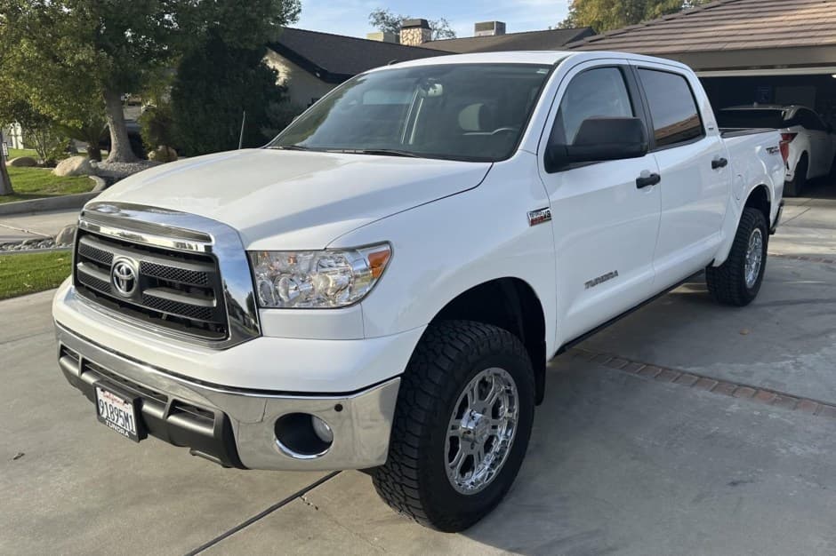 2013 Toyota Tundra (XK50 2007-2021) sold for $28,750