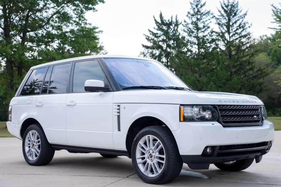 2012 Land Rover Range Rover L322 sold for $24,000