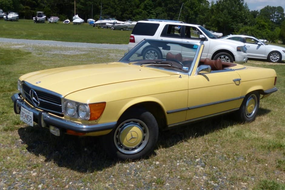 1973 Mercedes-Benz R107 SL sold for $9,000