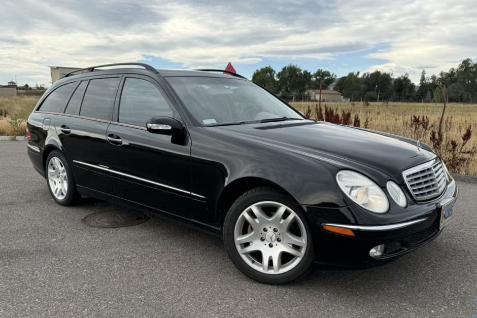 2004 Mercedes-Benz W211 E-Class sold for $3,100