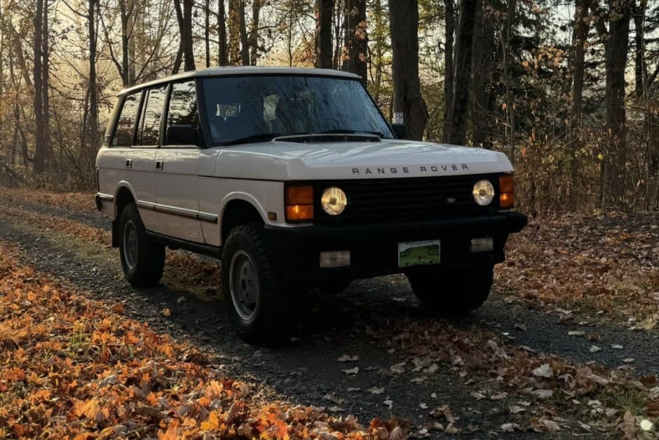 1990 Land Rover Range Rover Classic sold for $8,600