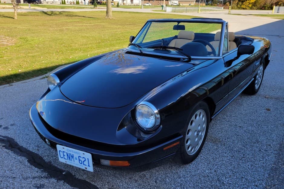 1991 Alfa Romeo 105/115 Spider Series 4 sold for $6,400