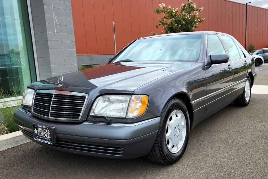 1995 Mercedes-Benz W140 S-Class sold for $13,015