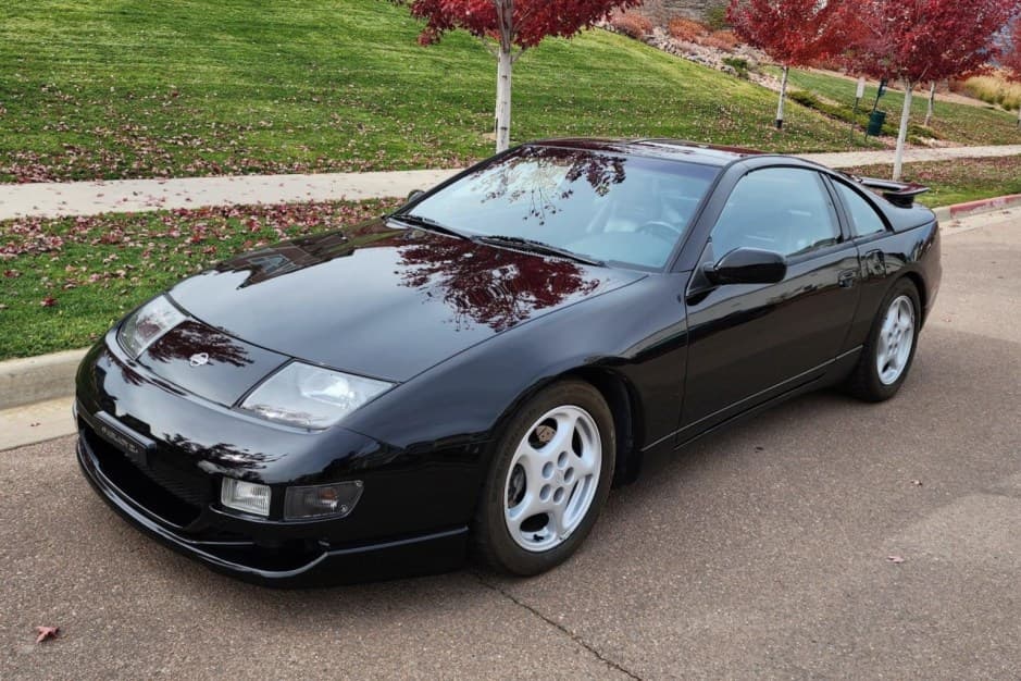 1995 Nissan Z32 300ZX sold for $18,250