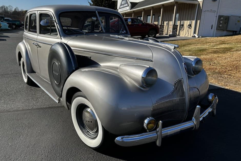 1939 Buick Special sold for $7,900