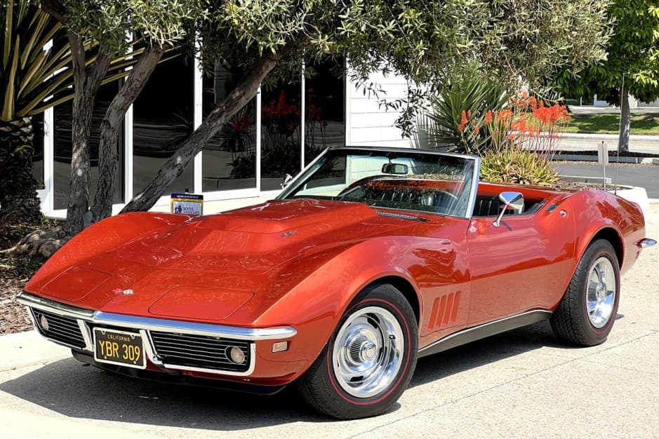 1968 Chevrolet Corvette C3 sold for $70,000
