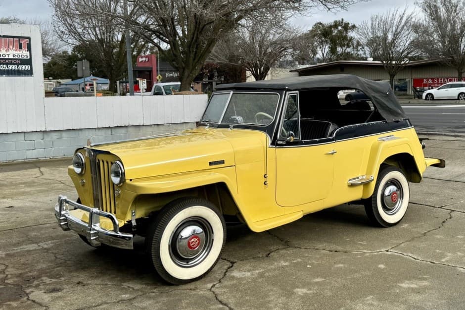 1949 Willys Jeepster sold for $15,250