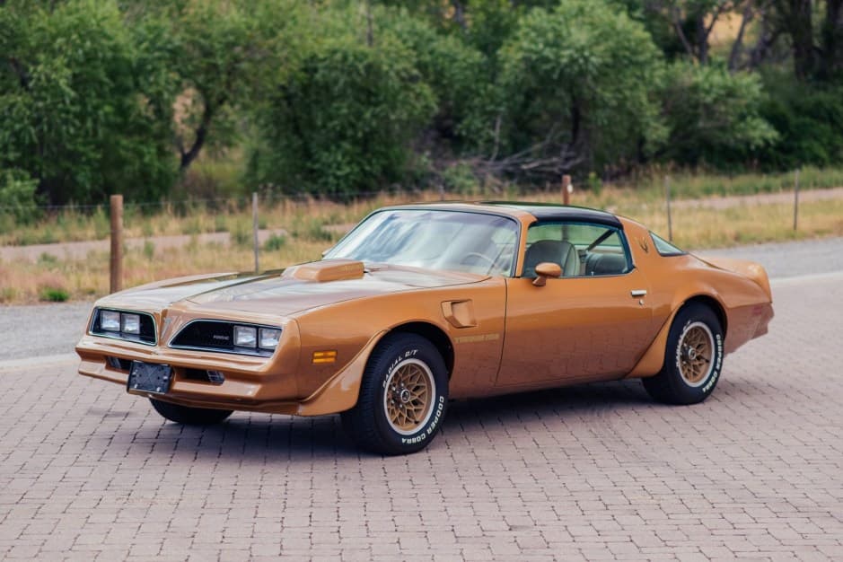 1978 Pontiac Firebird (1970-1981) sold for $35,750