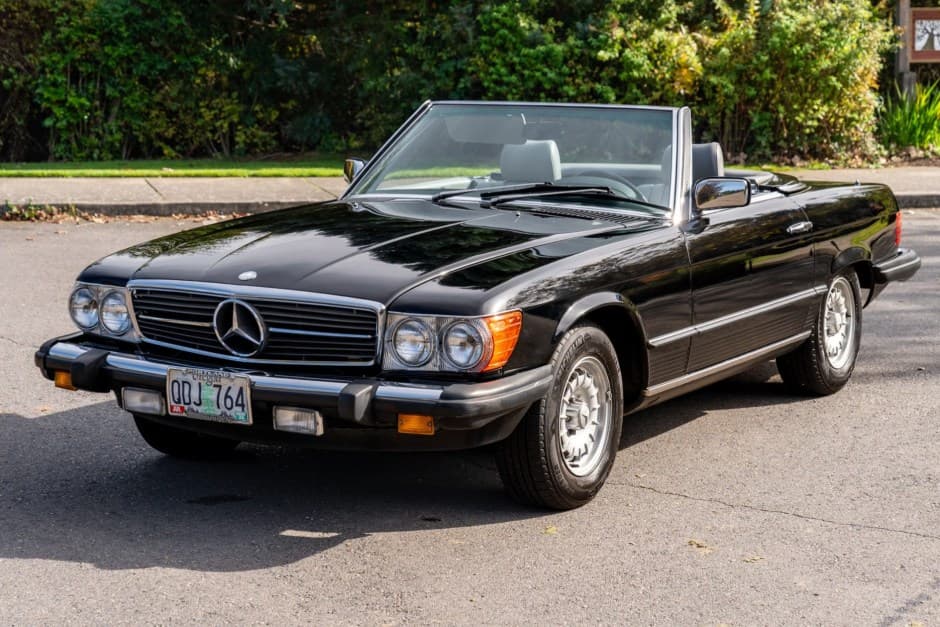 1985 Mercedes-Benz R107 SL sold for $15,500
