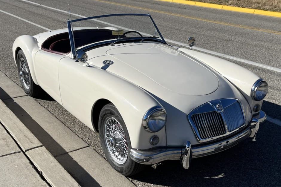 1958 MG MGA sold for $15,250