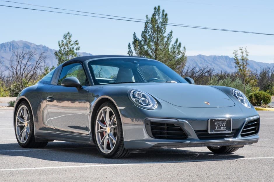 2018 Porsche 991 911 (Non-Turbo/GT2/GT3) sold for $135,000