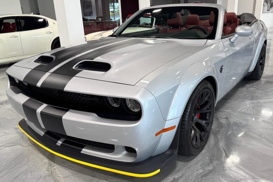 2023 Dodge Challenger SRT Hellcat sold for $128,000