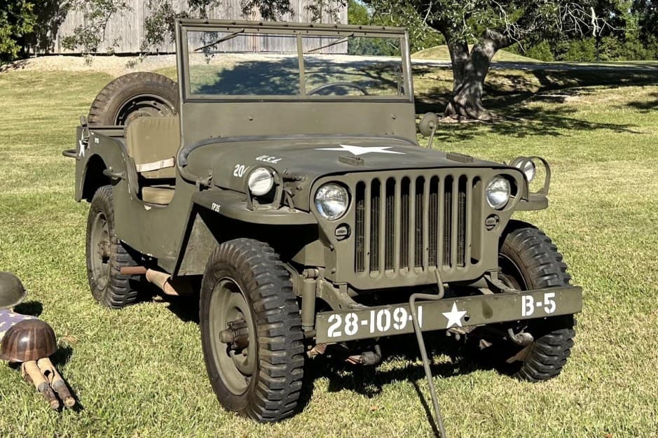 1943 Willys MB sold for $22,000