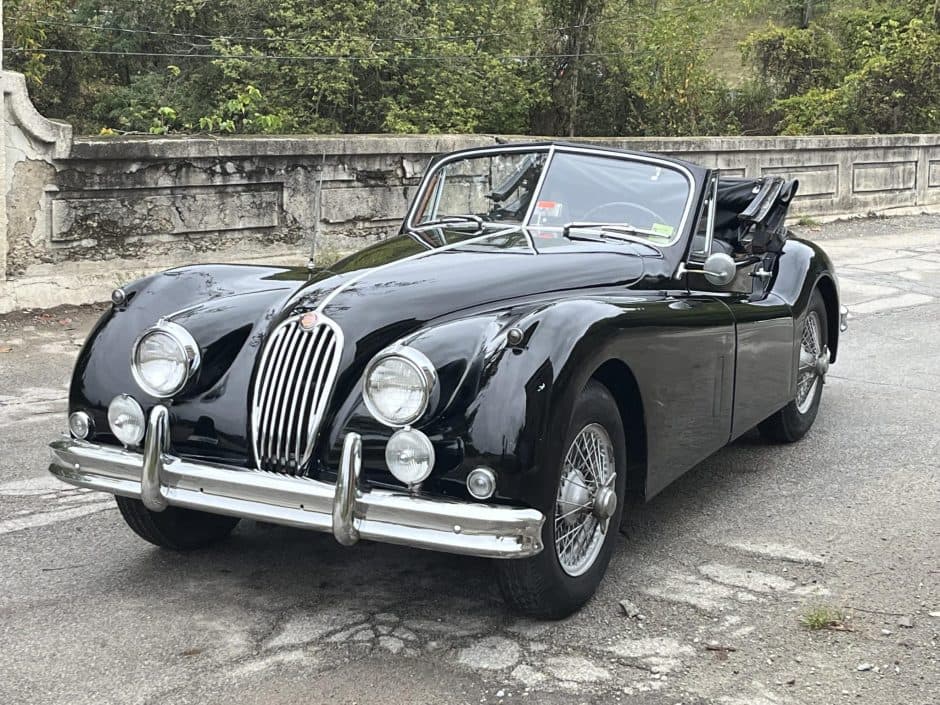 1955 Jaguar XK140 sold for $42,000