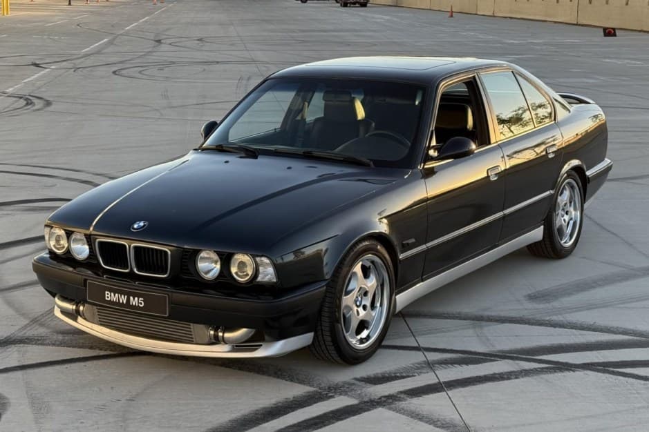 1990 BMW E34 M5 sold for $27,250