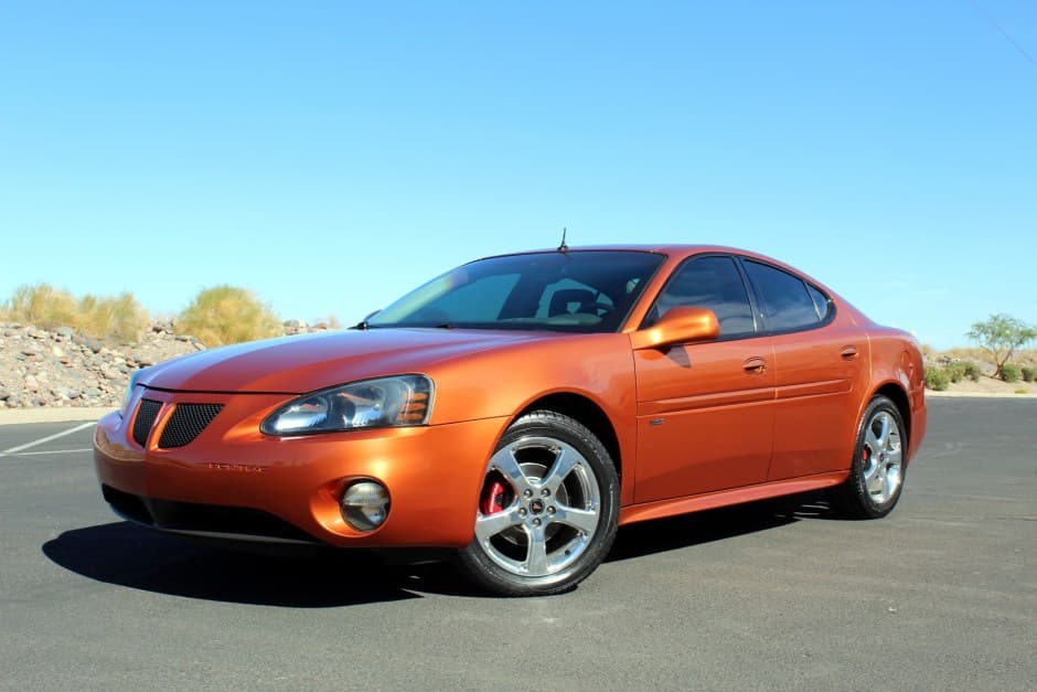 2004 Pontiac Grand Prix sold for $9,304