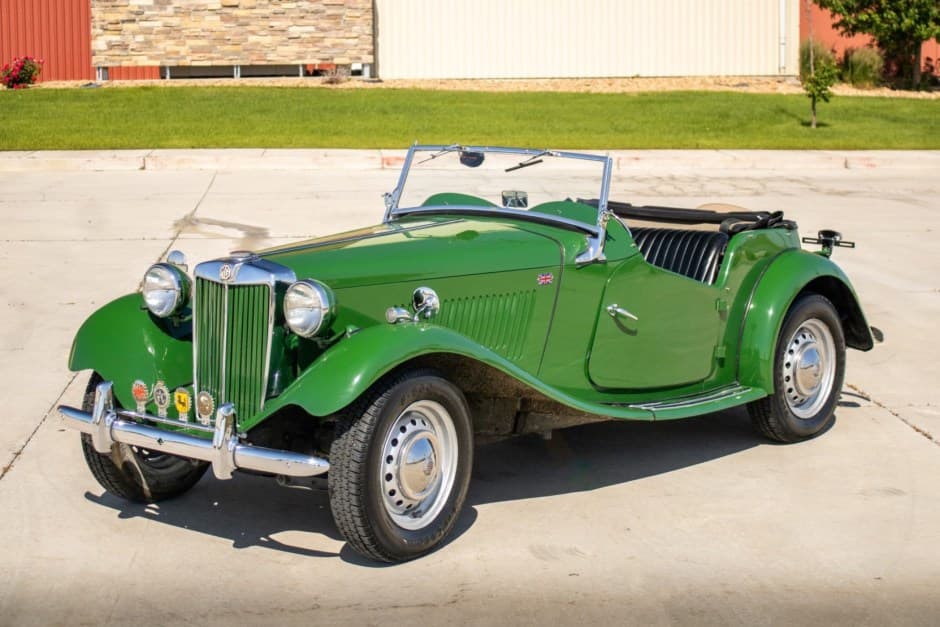 1952 MG TD sold for $9,500