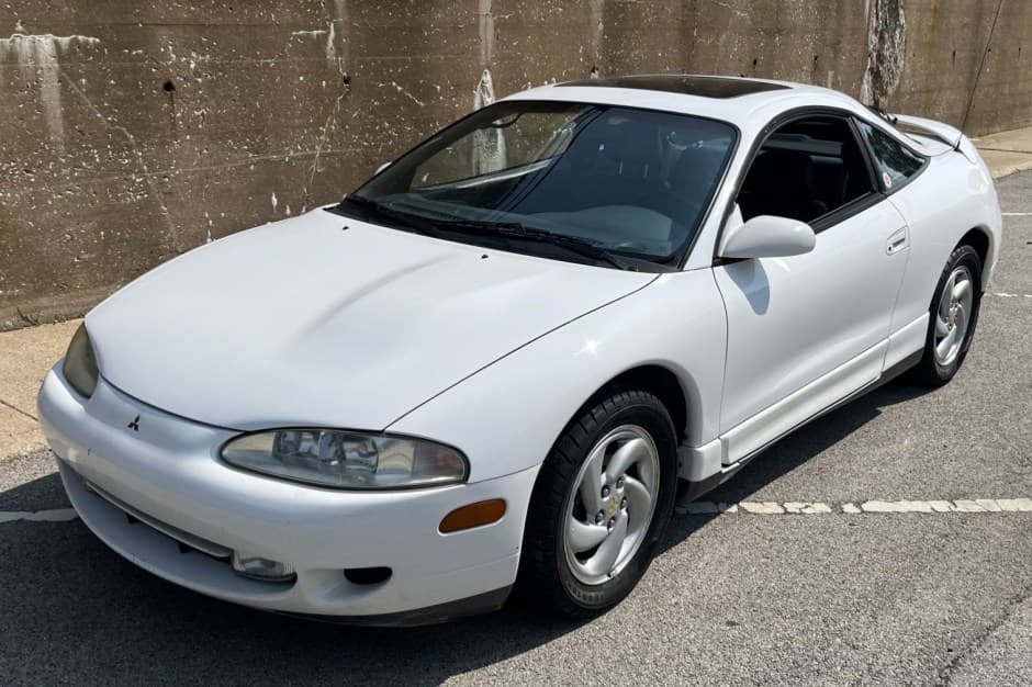 1995 Mitsubishi Eclipse, Eagle Talon, & Plymouth Laser sold for $13,500