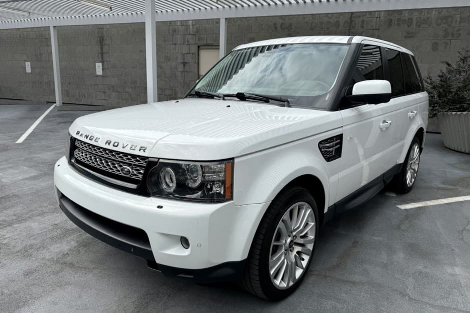 2013 Land Rover Range Rover Sport L320 sold for $11,750