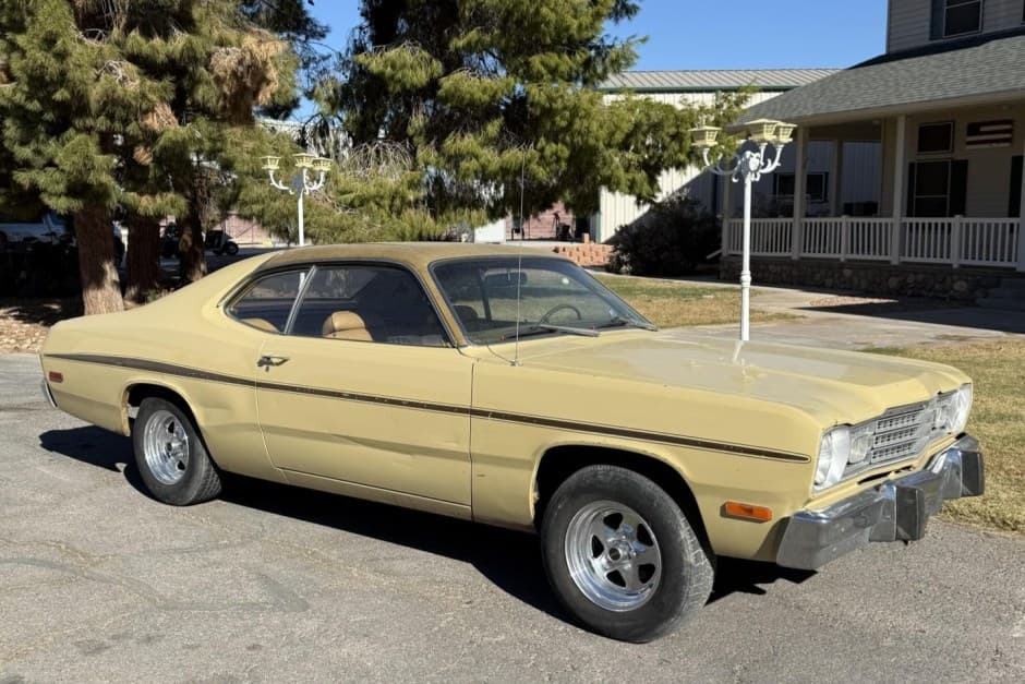 1973 Plymouth Duster sold for $7,400