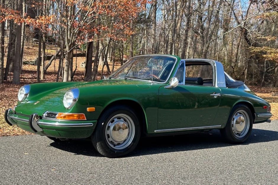 1968 Porsche 912 sold for $95,500