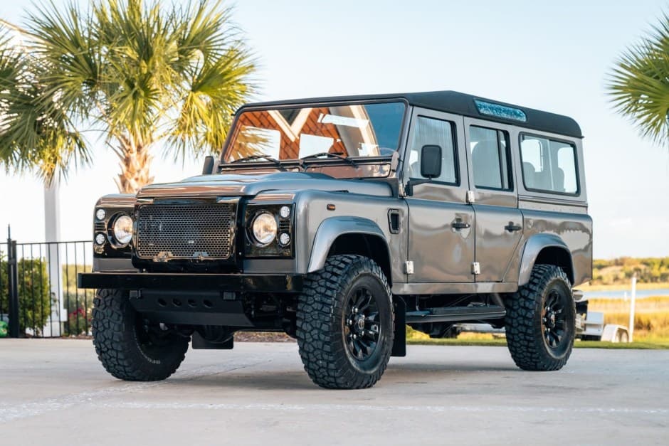 1991 Land Rover 110 / Defender 110 (Euro Spec) sold for $72,000