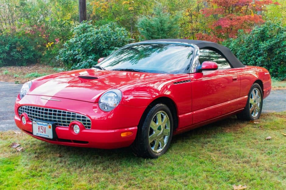 2002 Ford Thunderbird (2002-2005) sold for $21,100