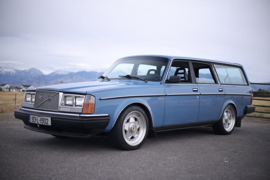 1985 Volvo 240 sold for $12,300