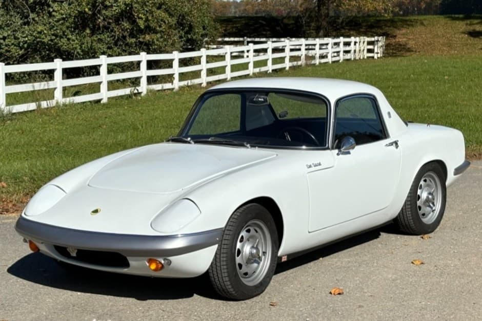 1966 Lotus Elan (1962-1975) sold for $33,000